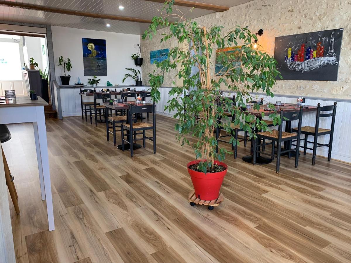 מירמבו Hotel Restaurant De L'Union מראה חיצוני תמונה