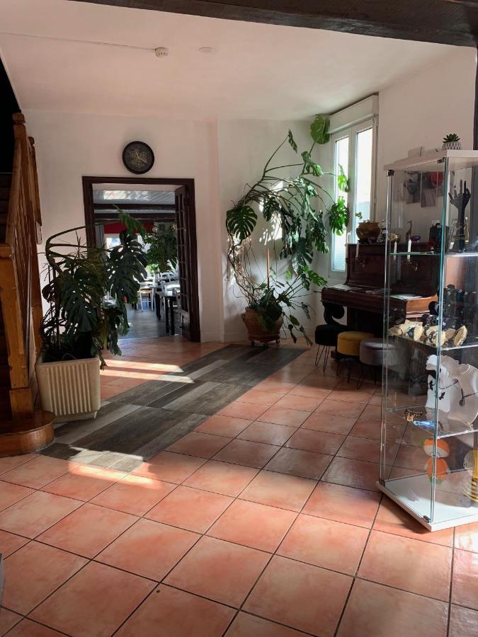 מירמבו Hotel Restaurant De L'Union מראה חיצוני תמונה