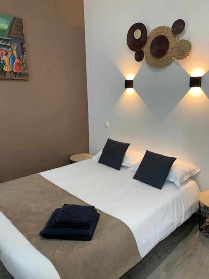 מירמבו Hotel Restaurant De L'Union מראה חיצוני תמונה
