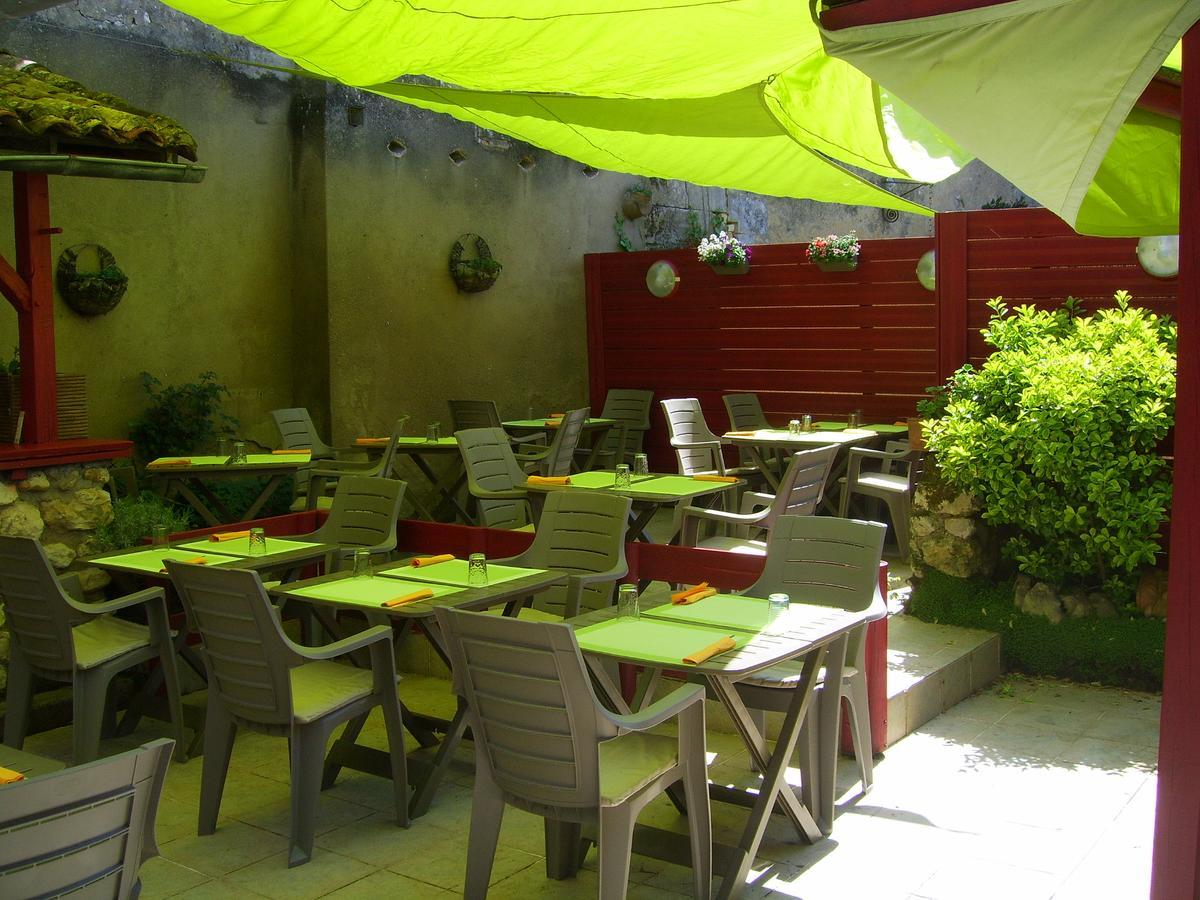 מירמבו Hotel Restaurant De L'Union מראה חיצוני תמונה